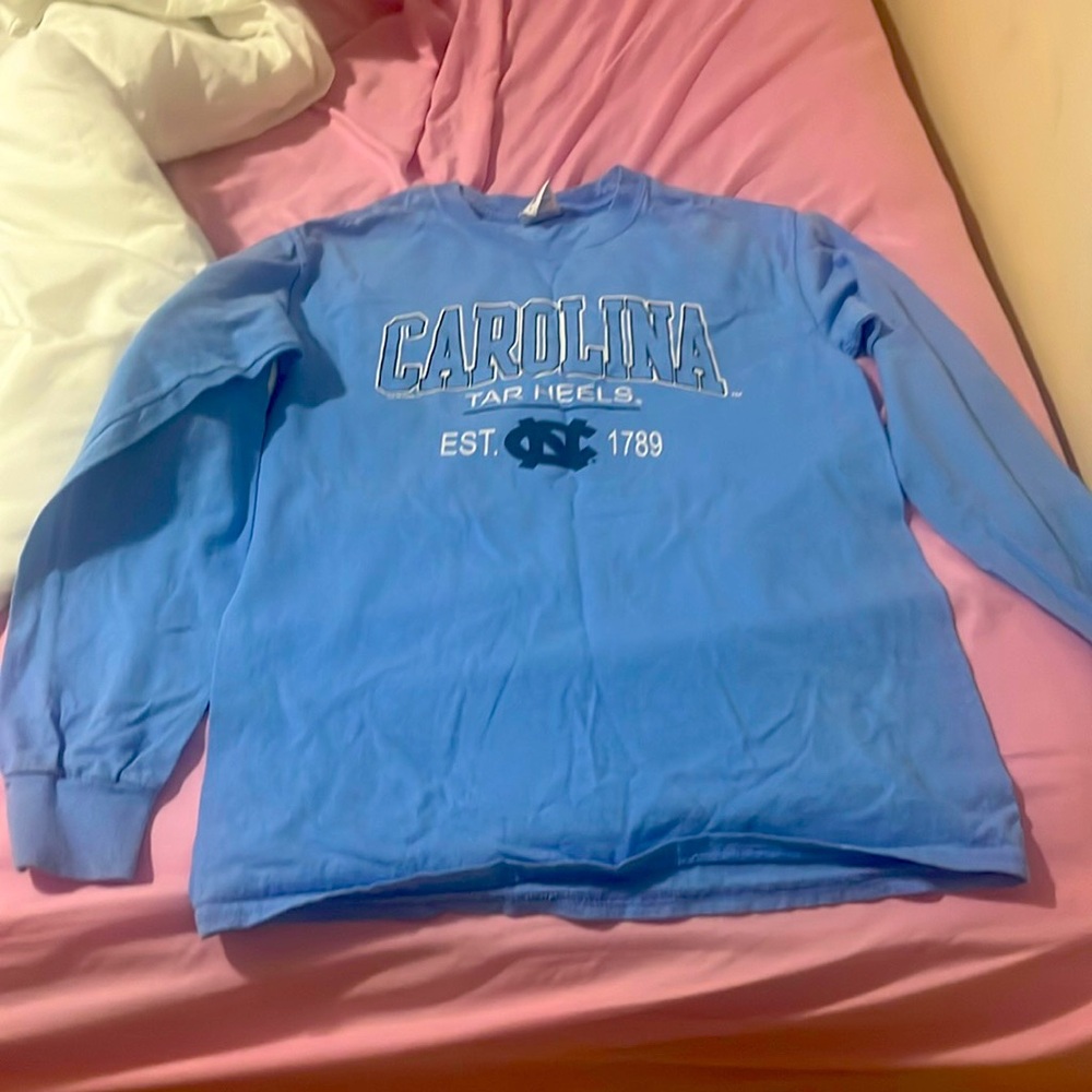 Long sleeve tarheels shirt!